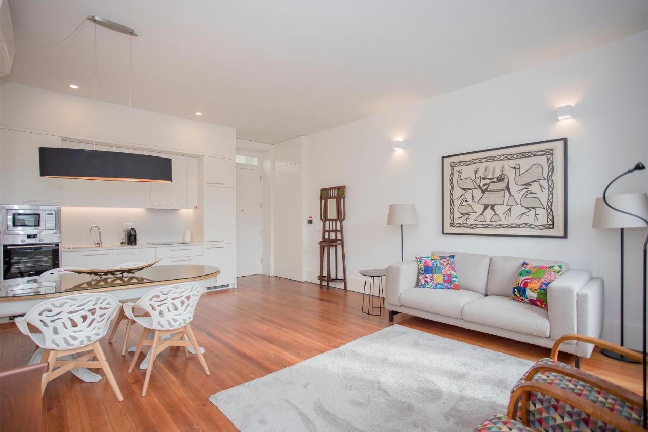 Liiiving - Downtown & Riverside Balcony Apartment Porto Luaran gambar