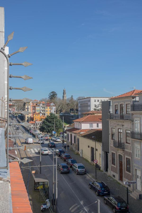 Liiiving - Downtown & Riverside Balcony Apartment Porto Luaran gambar