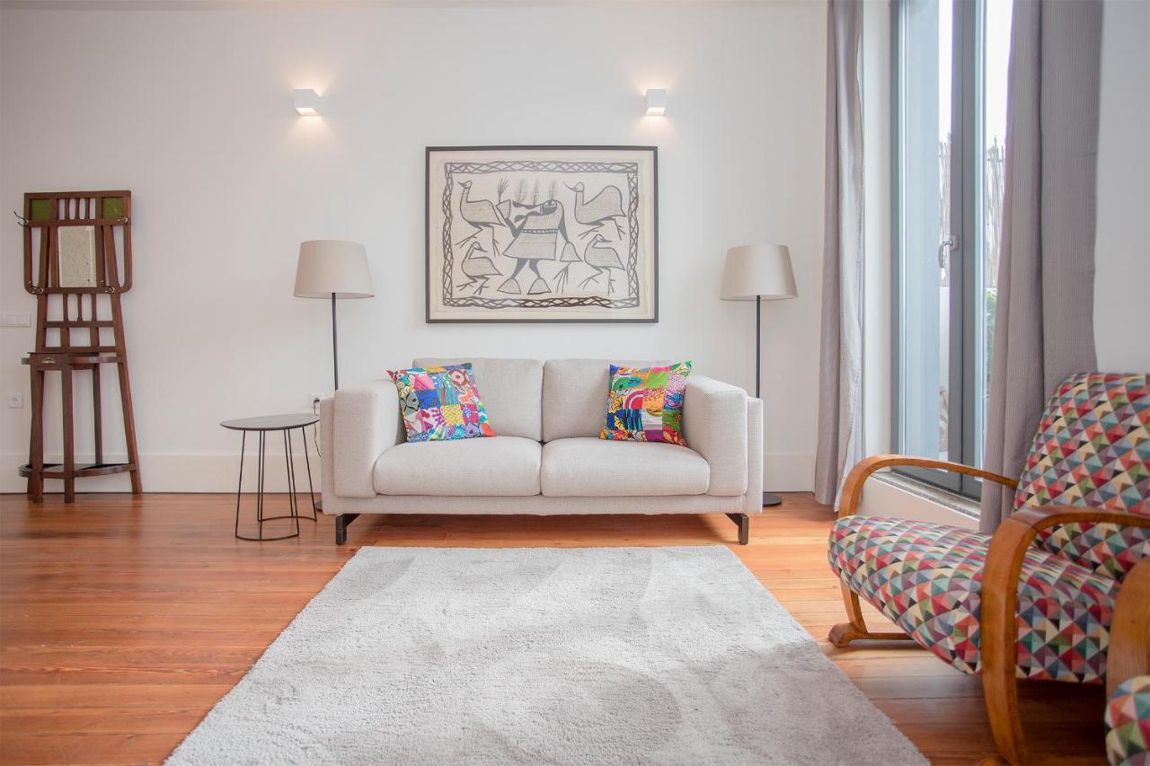 Liiiving - Downtown & Riverside Balcony Apartment Porto Luaran gambar