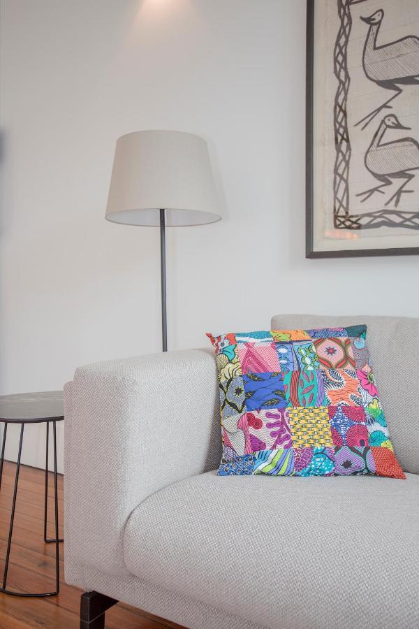 Liiiving - Downtown & Riverside Balcony Apartment Porto Luaran gambar