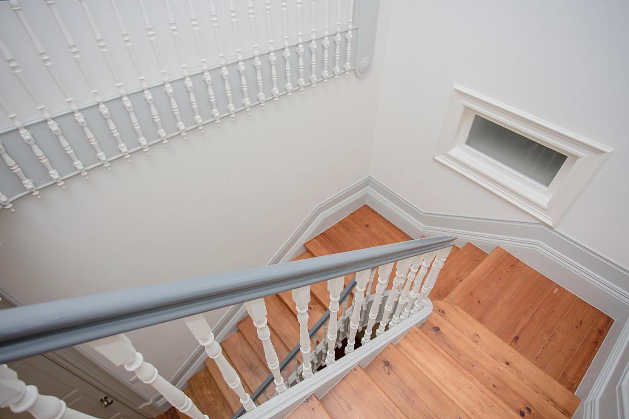 Liiiving - Downtown & Riverside Balcony Apartment Porto Luaran gambar