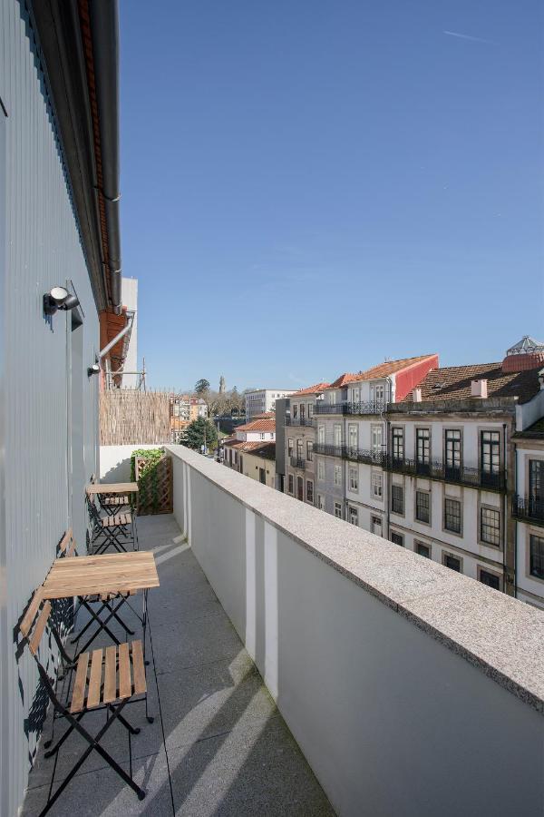 Liiiving - Downtown & Riverside Balcony Apartment Porto Luaran gambar